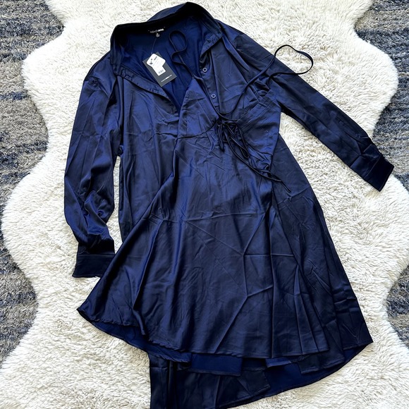 *NWT* Fashion Nova Blue Satin Dress Set Size Medium - Picture 4 of 10